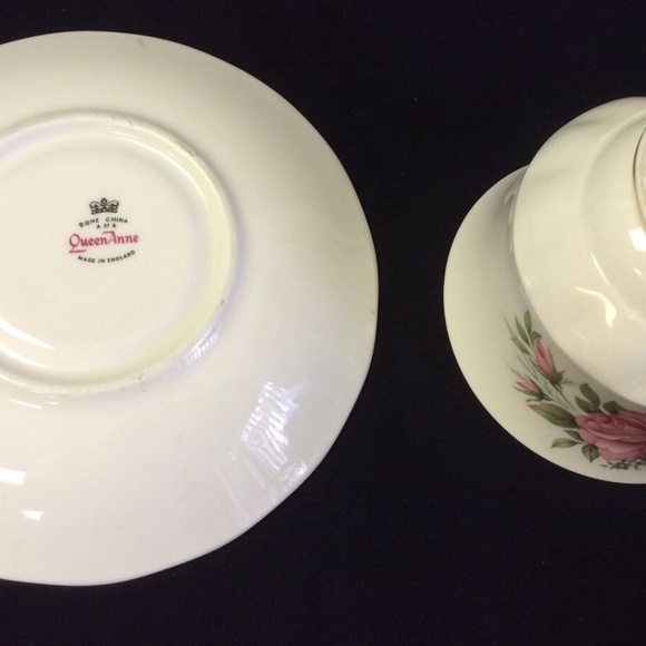 Queen Anne Bone China England Tea Cup & Saucer Pink floral Ridgway #8540 - Picture 4 of 6